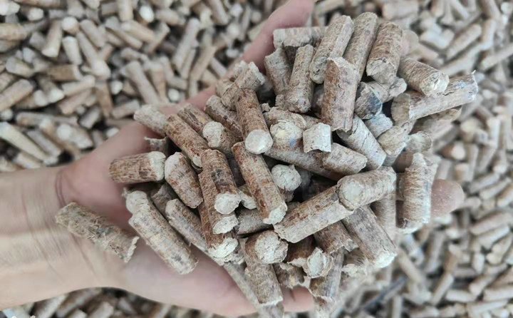 山東秸稈顆粒機顆粒燃料